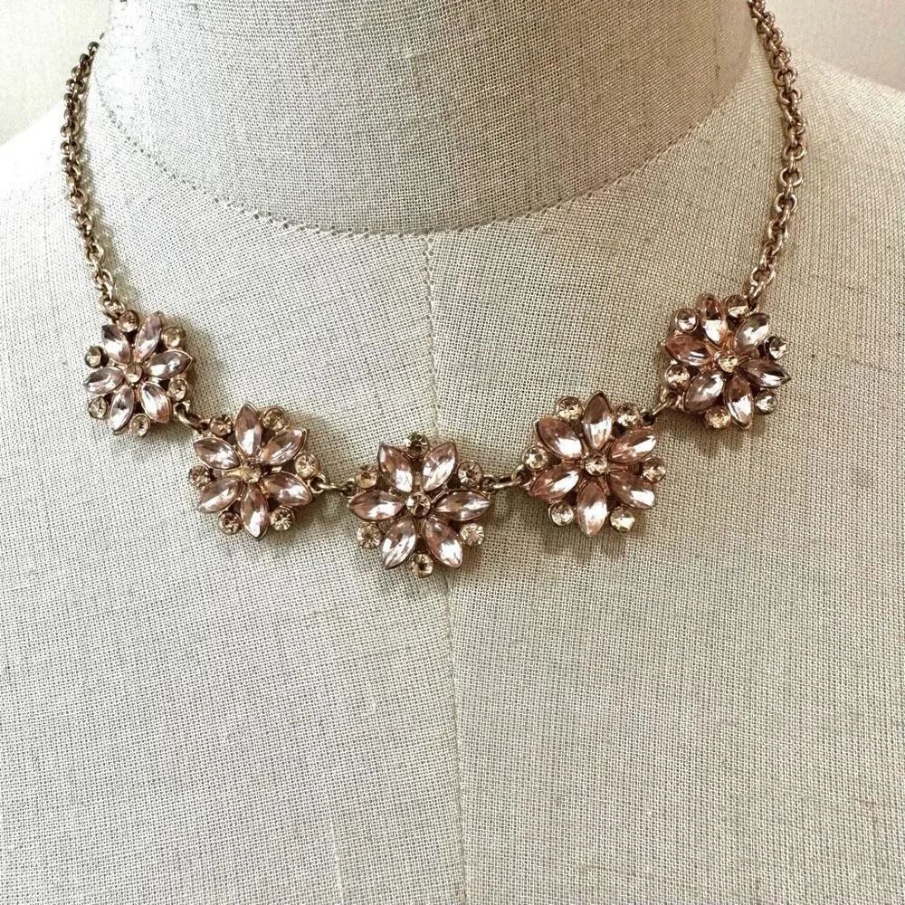 Pink floral rhinestone necklace
